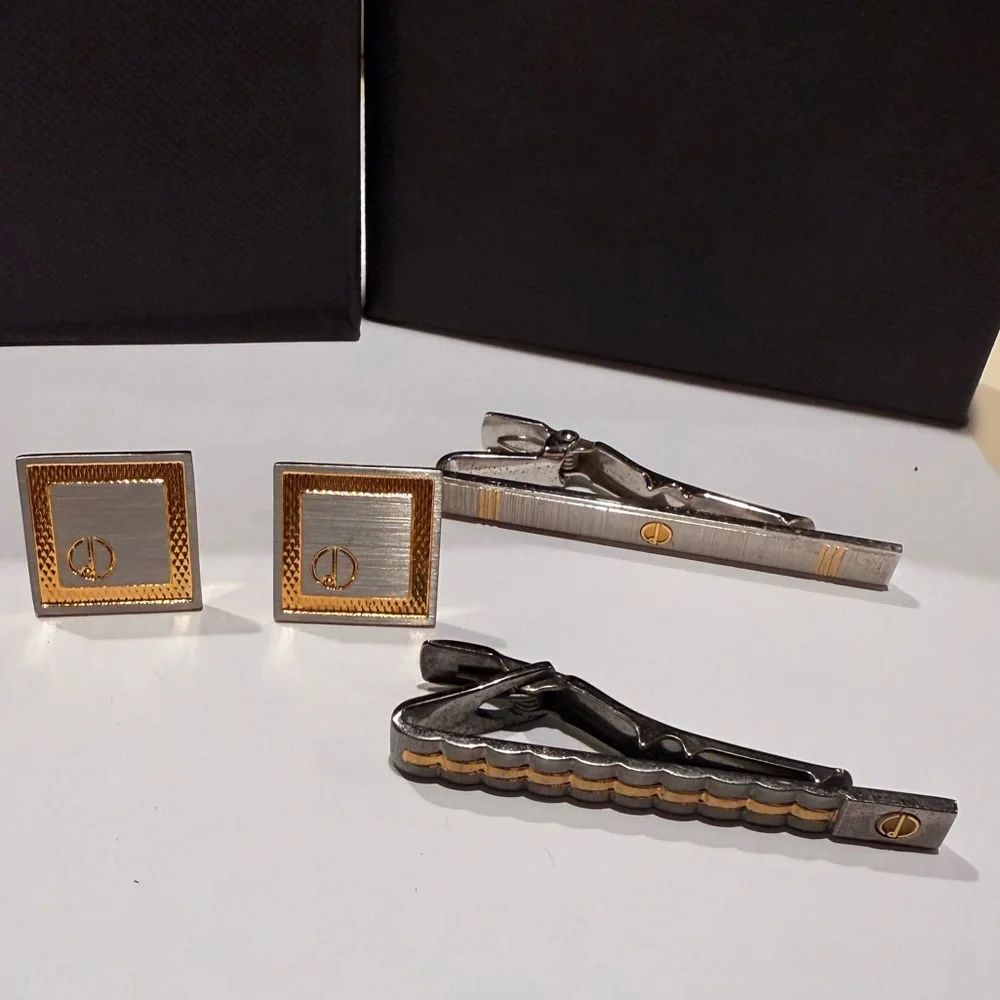 Elegant Dunhill Silver and Gold Cufflinks and 2 Tie Bars Set